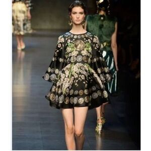 NWOT Dolce&gabbana Roman Floral Print Dress Size 38